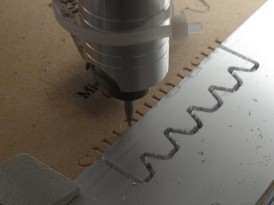 �f�X�N�g�b�v�@CNC���[�^�[�@�g�p��