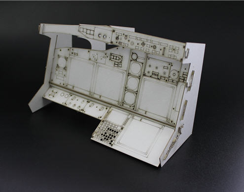 Ｂｏｅｉｎｇ７３７コックピット　メイン・インストルメント　パネルの1/5試作